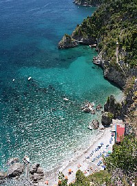 We are continually refining and adding to our portfolio of Nice Places to stay in Italy, so visit our site regularly to find somewhere just that little bit special. All our places to stay are presented with photos and descriptions taken and selected by us personally to give an impression as true to the reality as we can. All places are chosen by our team here in Italy for their combination of price, quality, charm and location. We work in partnership with family run hotels, guest houses and self-catering accommodations. This is NOT an unverified 'web portal' or online directory - we select only those places which we believe make excellent places to base a 1 week holiday or longer.